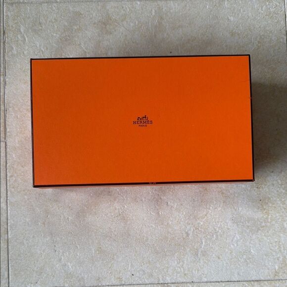 Authentic Hermes Orange Shoe Box - BRAND NEW Box - Picture 1 of 5